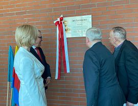 Odsłonięcie tablicy pamiatkowej poświęconej Janowi Szczepanikowi