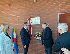 Odsłonięcie tablicy pamiatkowej poświęconej Janowi Szczepanikowi