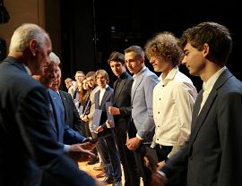 Wręczenie stypendiów dla szczególnie uzdolnionych uczniów 2023 r (16).jpg