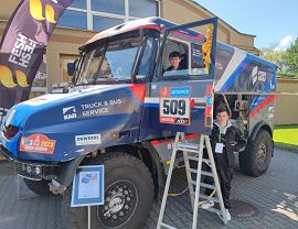 Uczniowie krośnieńskiego Maechanika w czasie zmagań konkursowych