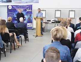 Uroczystość wręczenia tytułu Samochodowej Szkoły Roku krośnieńskiemu Mechanikowi (7).jpg