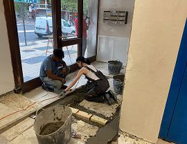 Zawodowe wyzwania uczniów Budowlanki w hiszpańskim słońcu.