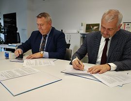 Ustrzyki Dolne podpisanie umowy o współpracy
