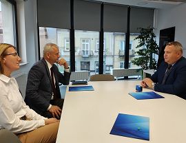 Ustrzyki Dolne podpisanie umowy o współpracy