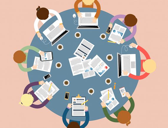 Freepik. Praca zespołowa