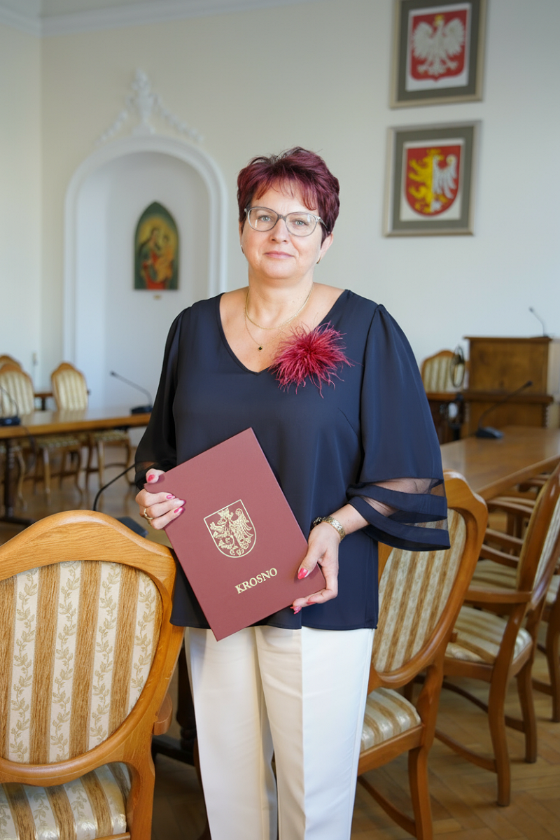 Anna Bonczar.png [1.18 MB]