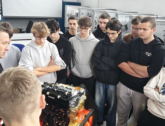 Inspirujące szkolenie ORLEN w ZSM Krosno