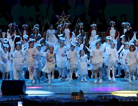 „Głos wdzięczny z nieba wychodzi" - widowisko jasełkowe w Miejskim Zespole Szkół Nr 7 w Krośnie