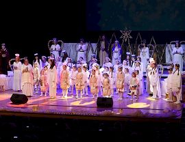 „Głos wdzięczny z nieba wychodzi" - widowisko jasełkowe w Miejskim Zespole Szkół Nr 7 w Krośnie