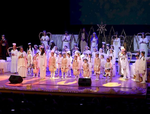 „Głos wdzięczny z nieba wychodzi" - widowisko jasełkowe w Miejskim Zespole Szkół Nr 7 w Krośnie