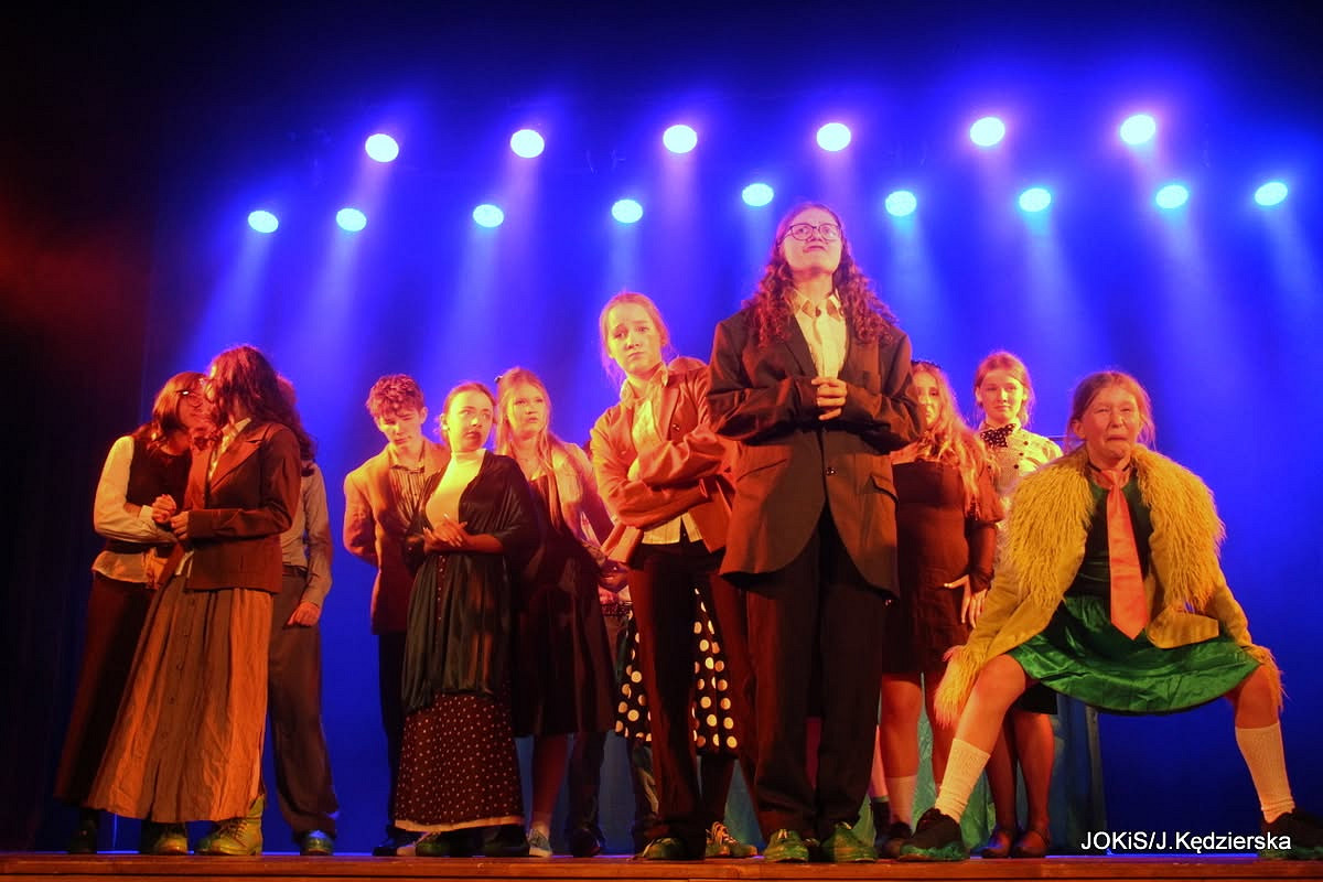 RCKP Inny 2026 Ale jeszcze są sprawy drobne, Teatr Młodzieżowy Plaster, fot. arch. teatru 1.JPG [105.05 KB]