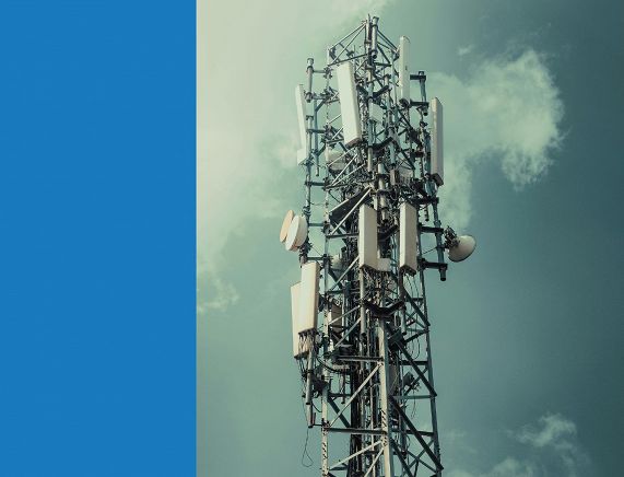 maszt telefonii komórkowej.jpg