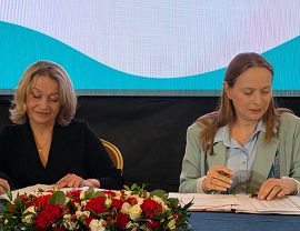 Krosno z dofinansowaniem z Funduszy Szwajcarskich - podpisanie umowy.jpg