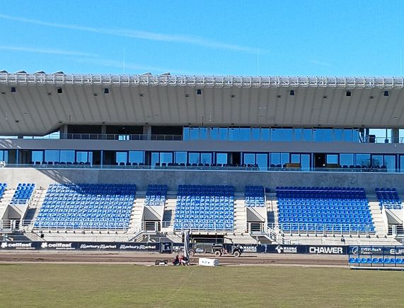 Nowa era stadionu przy ul. Legionów. Nowoczesna trybuna oddana do użytku