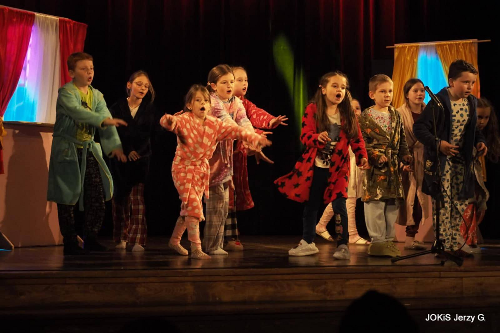 Domowe duchy, Teatr Plasterek.jpg [121.92 KB]