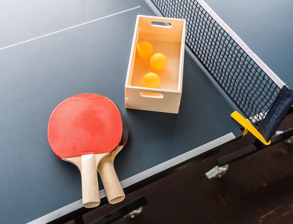 Freepik. Tenis stołowy