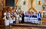 Uczestnicy po mszy